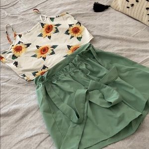 Sunflower short set